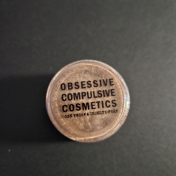 OCC loose shimmering powder in Smote - Picture 3 of 4